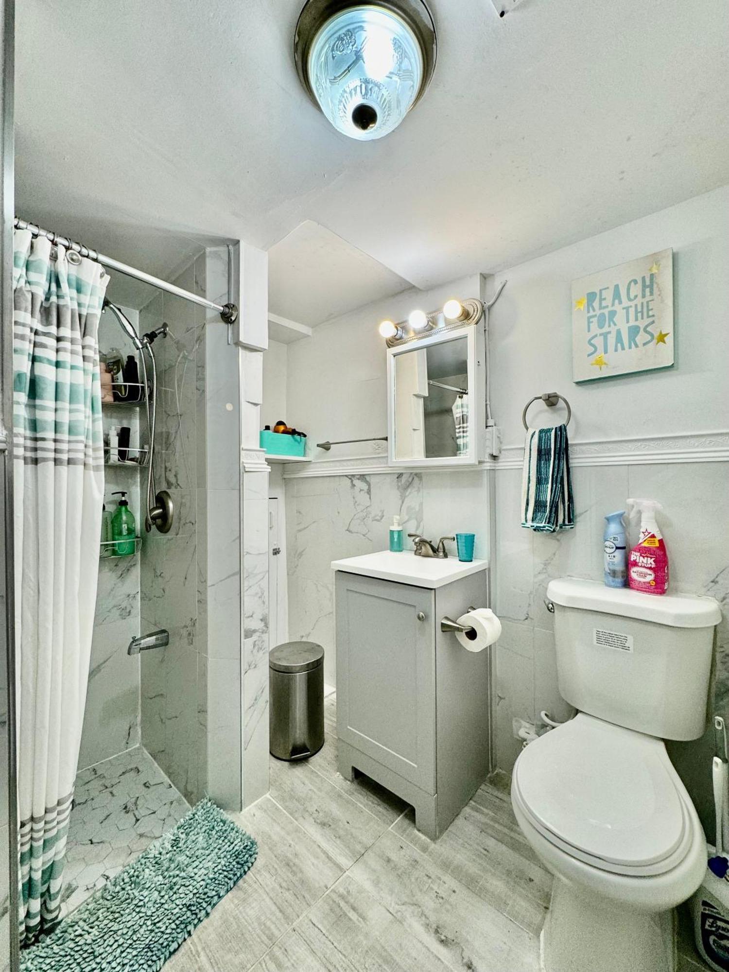 Cozy Private Room With Shared Bathroom On The 1St Floor - Conveniently Located Near Seatac Airport And Downtown 시애틀 외부 사진