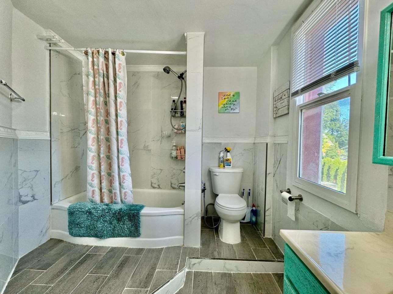 Cozy Private Room With Shared Bathroom On The 1St Floor - Conveniently Located Near Seatac Airport And Downtown 시애틀 외부 사진