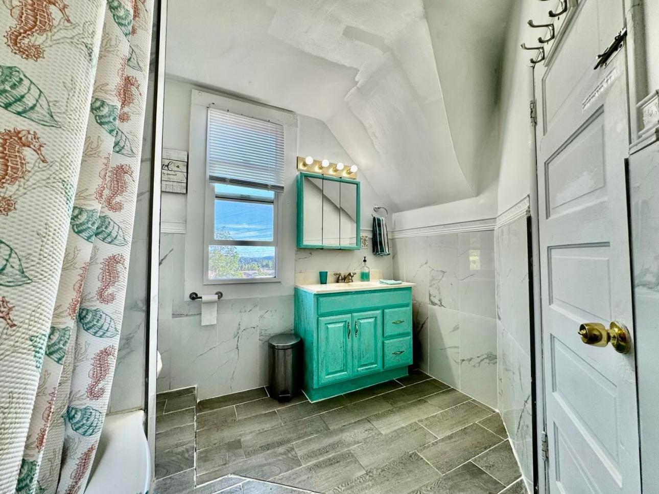 Cozy Private Room With Shared Bathroom On The 1St Floor - Conveniently Located Near Seatac Airport And Downtown 시애틀 외부 사진